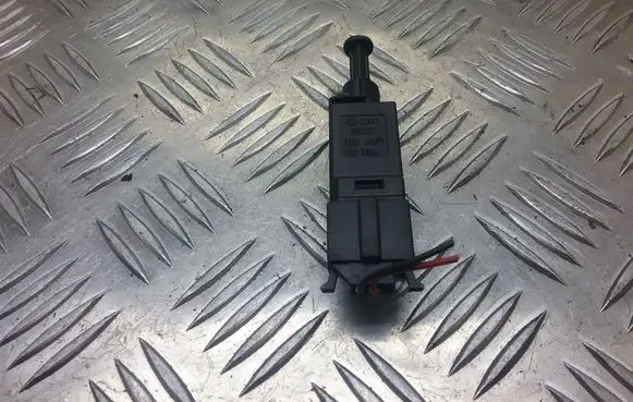 Clutch pedal sensor