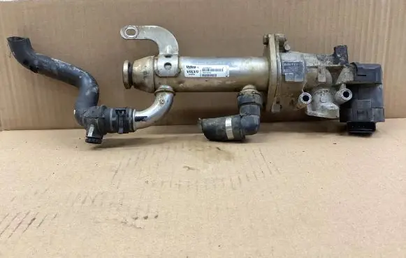 Volvo V50 EGR valve cooler 993062H 9646612380