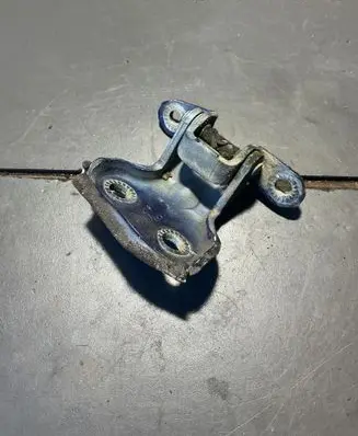 Nissan Terrano Rear door upper hinge 