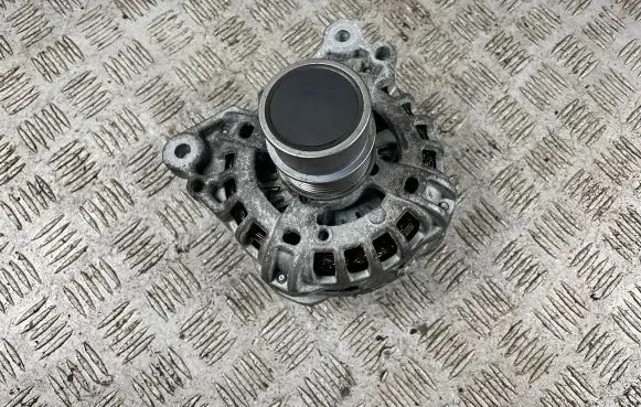 Volkswagen T-Cross Generator/alternator 04E903015A