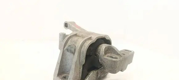 Audi Q3 8U Engine mount bracket 5N0199262K