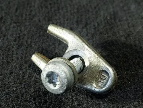 Renault Scenic II - Grand scenic II Fuel Injector clamp holder