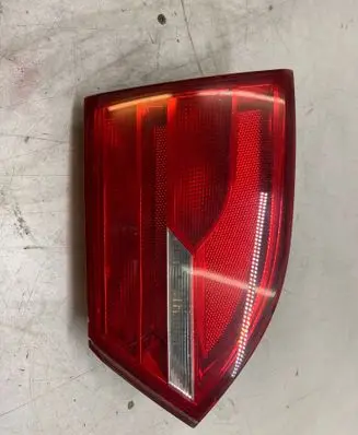 Tailgate rear/tail lights