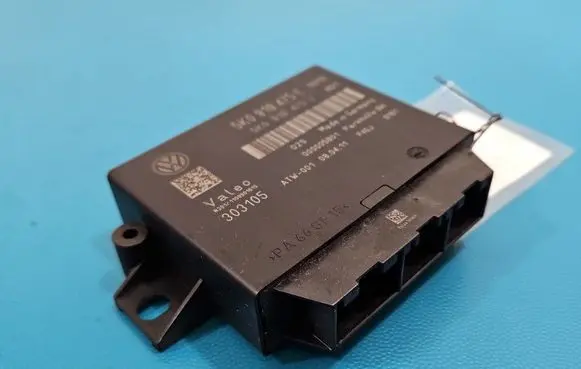 Volkswagen Golf VI Parking PDC control unit/module 5K0919475E IMPRK1591354
