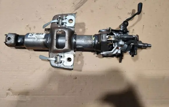 Toyota Land Cruiser (J120) Steering column universal joint 06D216023053