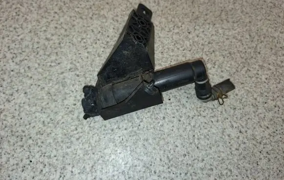 KIA Optima Headlight washer spray nozzle 1307030608 3P000 9867122