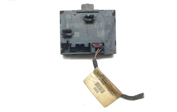 Audi Q3 8U Door control unit/module 1K0959795D 8X0959795D P10121627A