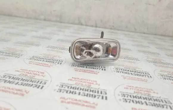 Audi A6 S6 C6 4F Front fender indicator light 8E0949127 2400