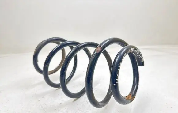 Nissan Qashqai Front coil spring