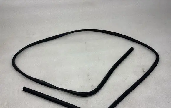 Opel Combo C Rubber seal rear door window/glass 
