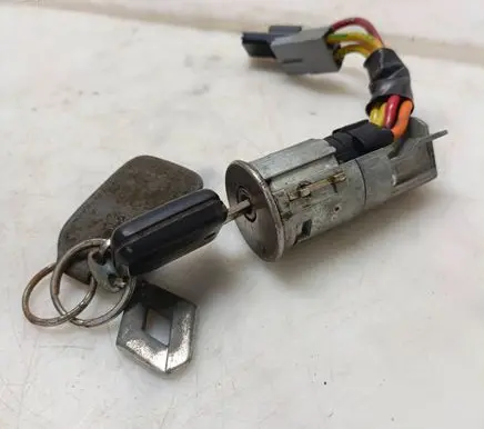 Renault Espace II Ignition lock 