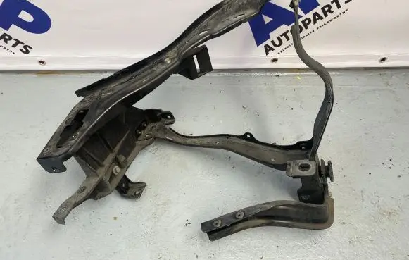 Mercedes-Benz E W212 Side radiator support slam panel 212620021 2126200191 212620028