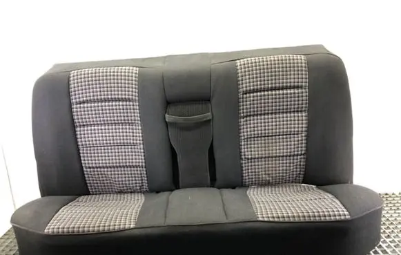 Mercedes-Benz E W124 Second row seats 