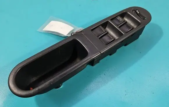 Honda HR-V Electric window control switch 35750S4NG01 IMPRK1590767