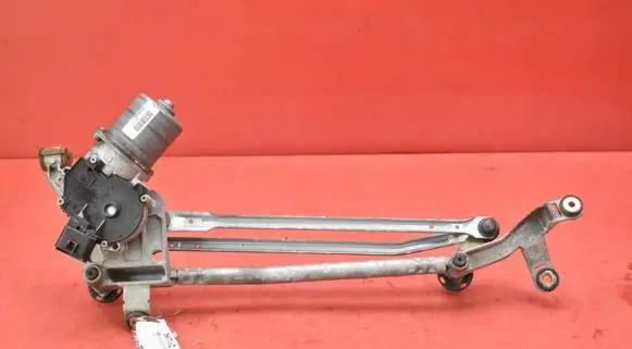 Honda Civic Front wiper linkage and motor 404564