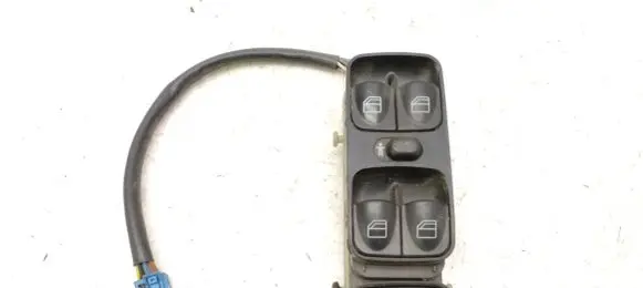 Mercedes-Benz C W203 Electric window control switch A2038200110 501809