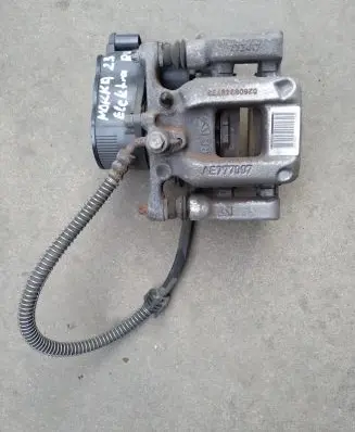 Opel Mokka B Rear brake caliper 9819059480