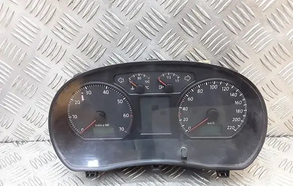 Volkswagen Polo IV 9N3 Speedometer (instrument cluster) 110080320031A