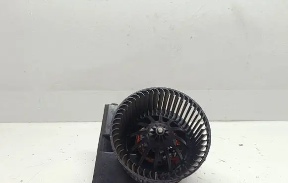 Volkswagen Golf IV Heater fan/blower 2002221 34066 102020