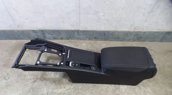 Volkswagen PASSAT B8 Center console 3G1863241D 1303728D MUK3G0V01
