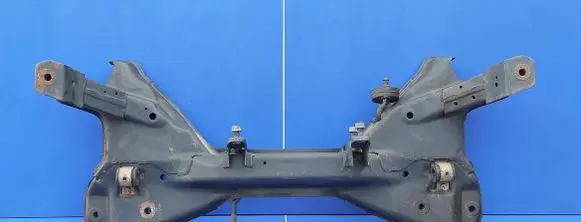 Mitsubishi Carisma Front axle beam 