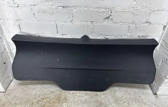 Jaguar F-Pace Tailgate trim 
