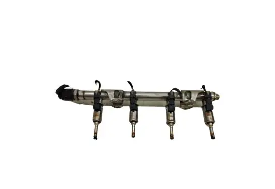 Volkswagen Jetta VI Fuel injectors set 04E133320D 0261500132