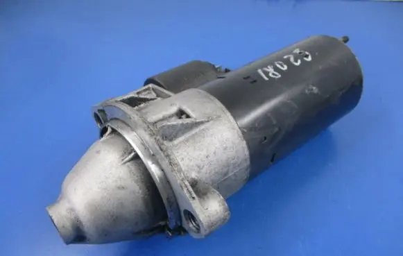 Audi A4 S4 B5 8D Starter motor 068911024G