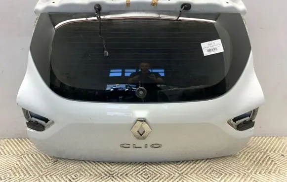 Renault Clio IV Tailgate/trunk/boot lid