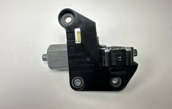 BMW 7 F01 F02 F03 F04 Curtain motor 9168839
