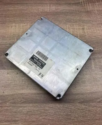 Toyota Corolla Verso AR10 Engine control unit/module ECU 896610F091