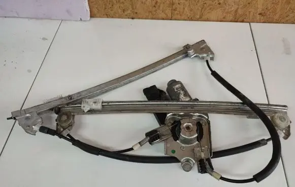 Renault Laguna II Sliding door window regulator with motor