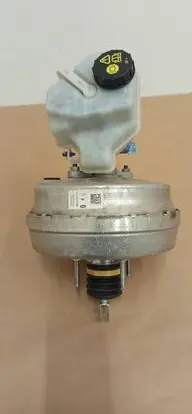 Land Rover Evoque I Brake booster FK722B195BG