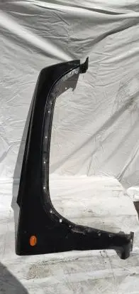 Jeep Cherokee III KJ Fender