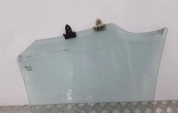 Nissan Primera Rear door window glass 43R00049