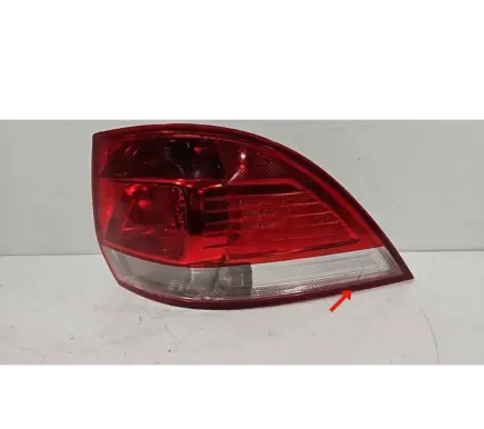 Volkswagen Golf V Rear/tail lights 1K9945112A