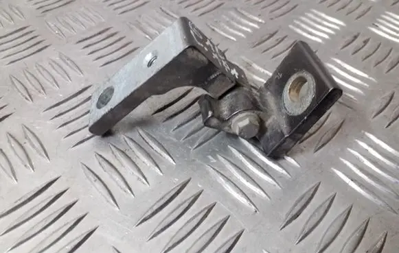 Fiat Croma Rear door lower hinge
