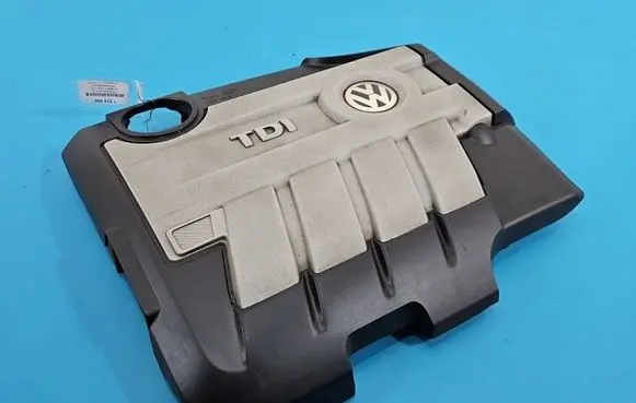 Volkswagen PASSAT CC Engine cover (trim) 03L103925 IMPRK1524666