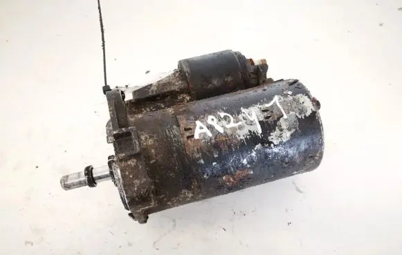 Volkswagen Golf III Starter motor