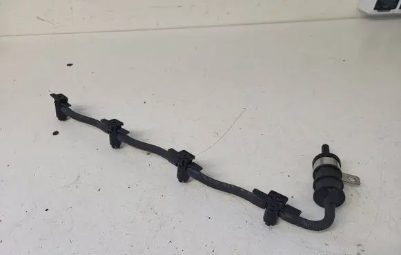 Opel Vivaro Fuel return line/hose 535X57X77