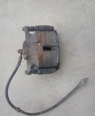 Nissan Qashqai Front brake caliper
