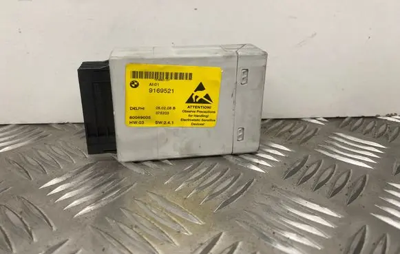 BMW 5 E60 E61 Central console control unit 9169521