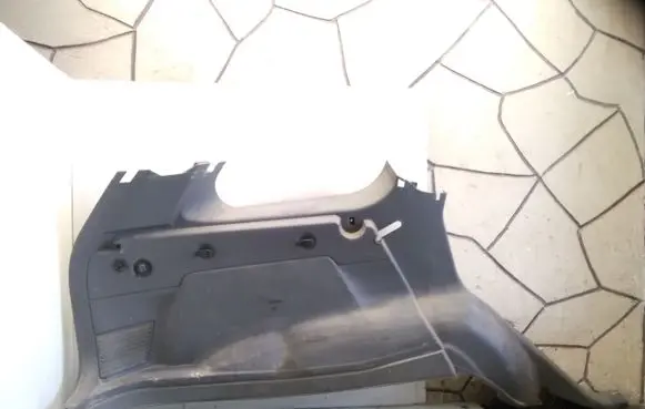 Jeep Grand Cherokee (WK) Trunk/boot lower side trim panel 