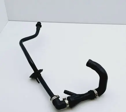 Audi A4 S4 B5 8D Vacuum line/pipe/hose 8D0611743 058133783 058133753B