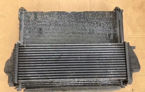 Jeep Grand Cherokee Radiator set 