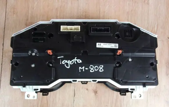 Toyota RAV 4 (XA50) Speedometer (instrument cluster) 838004A660