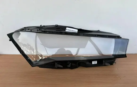 Skoda Superb B8 (3V) Headlight lense SUB2024