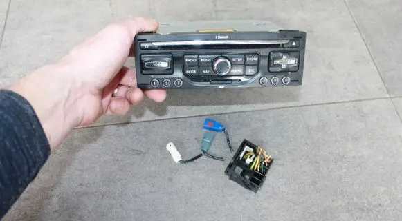Peugeot 3008 I Sound system wiring loom 96661984XT