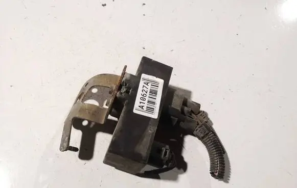 Coolant fan relay