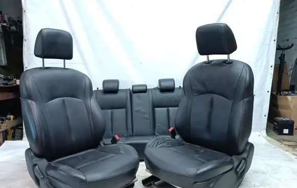 Nissan Juke I F15 Seat set 